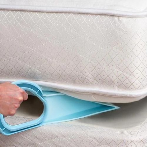 Ergonomic Mattress Wedge For Making Bed